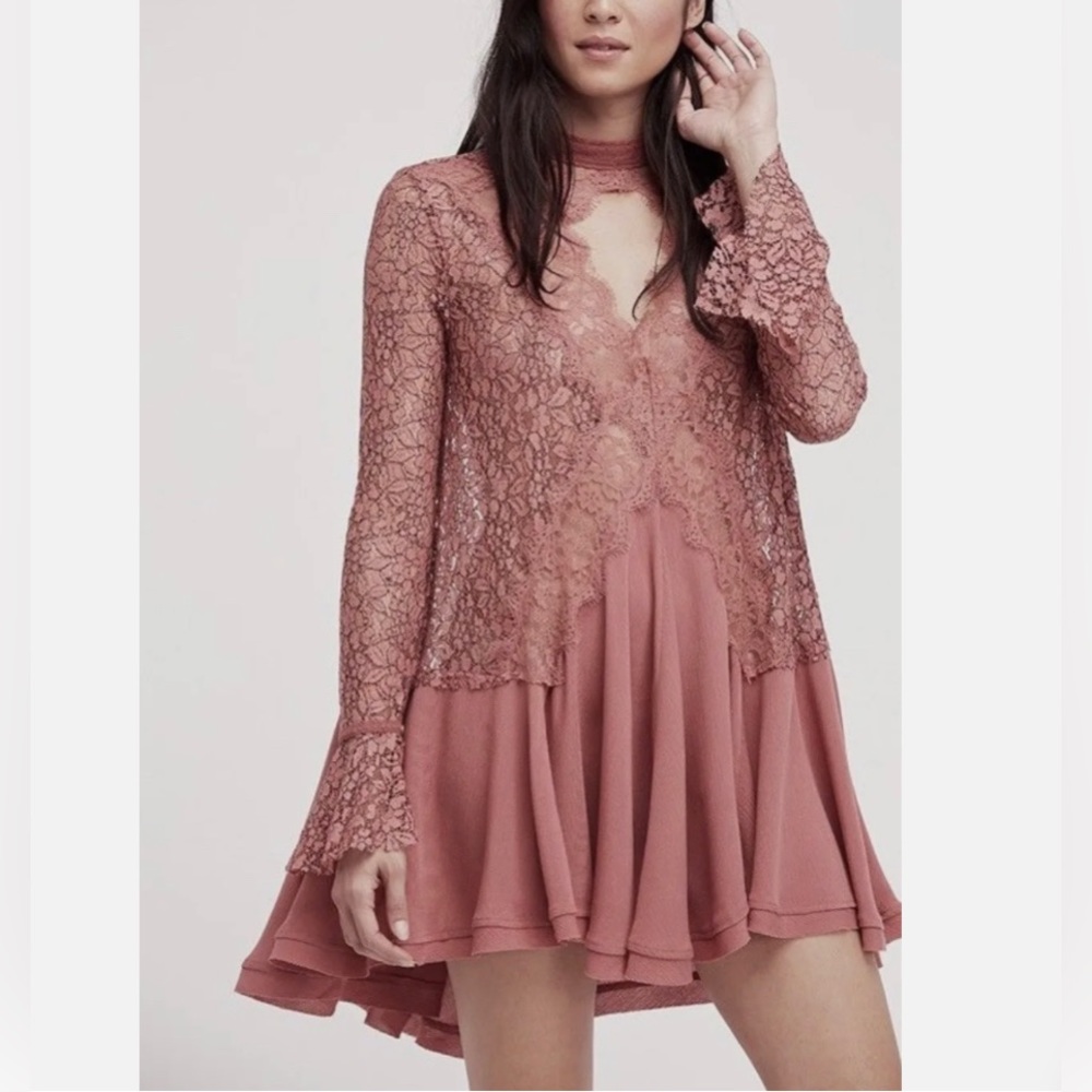 Free People Tell Tale Lace Tunice - Picture 1 of 10